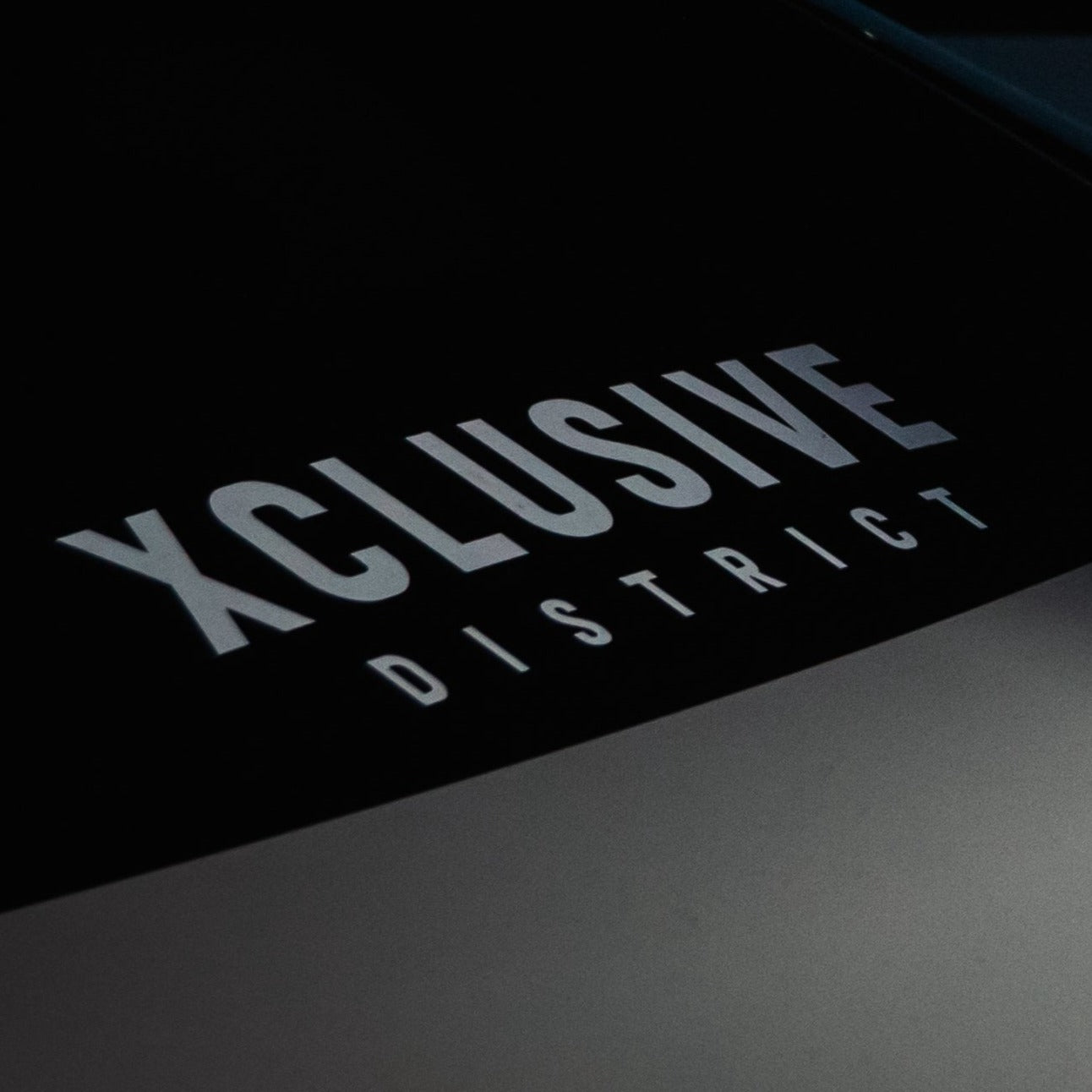 XCLUSIVE Window Banner